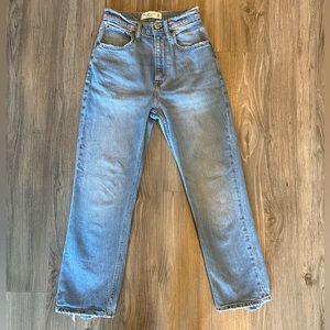 A&F Ankle Straight Ultra High Rise Jeans